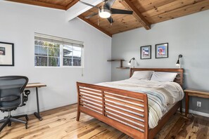 2 chambres, bureau, fer et planche à repasser, Wi-Fi gratuit