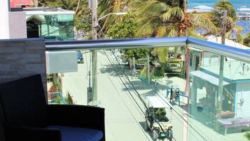 Doppelzimmer, Meerblick | Blick vom Balkon