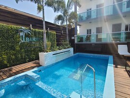 Suite Deluxe, vistas a la piscina | Vistas desde la habitación