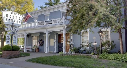 Hotel Nauvoo