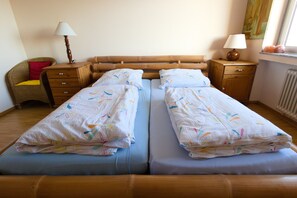 3 chambres, bureau, fer et planche Ă repasser, Wi-Fi gratuit