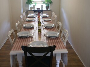 Dining - Now in our 22nd year - many Canadian, American and European repeat guests! (DIEVER)
