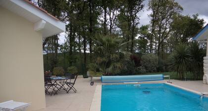 Gites Tarnos T2 with swimming pool