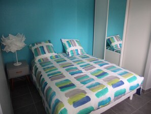 1 bedroom, iron/ironing board, free WiFi, bed sheets