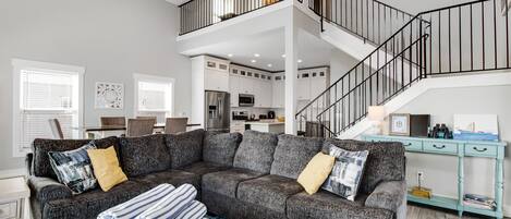 TV, ping pong, books, stereo