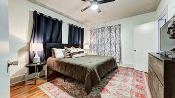 2 bedrooms, iron/ironing board, travel crib, WiFi