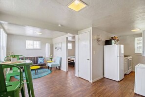 Interior - Affordable for Long Stay 💼, Great for Budget-Friendly Business Travels ✈️ (Oklahoma City)