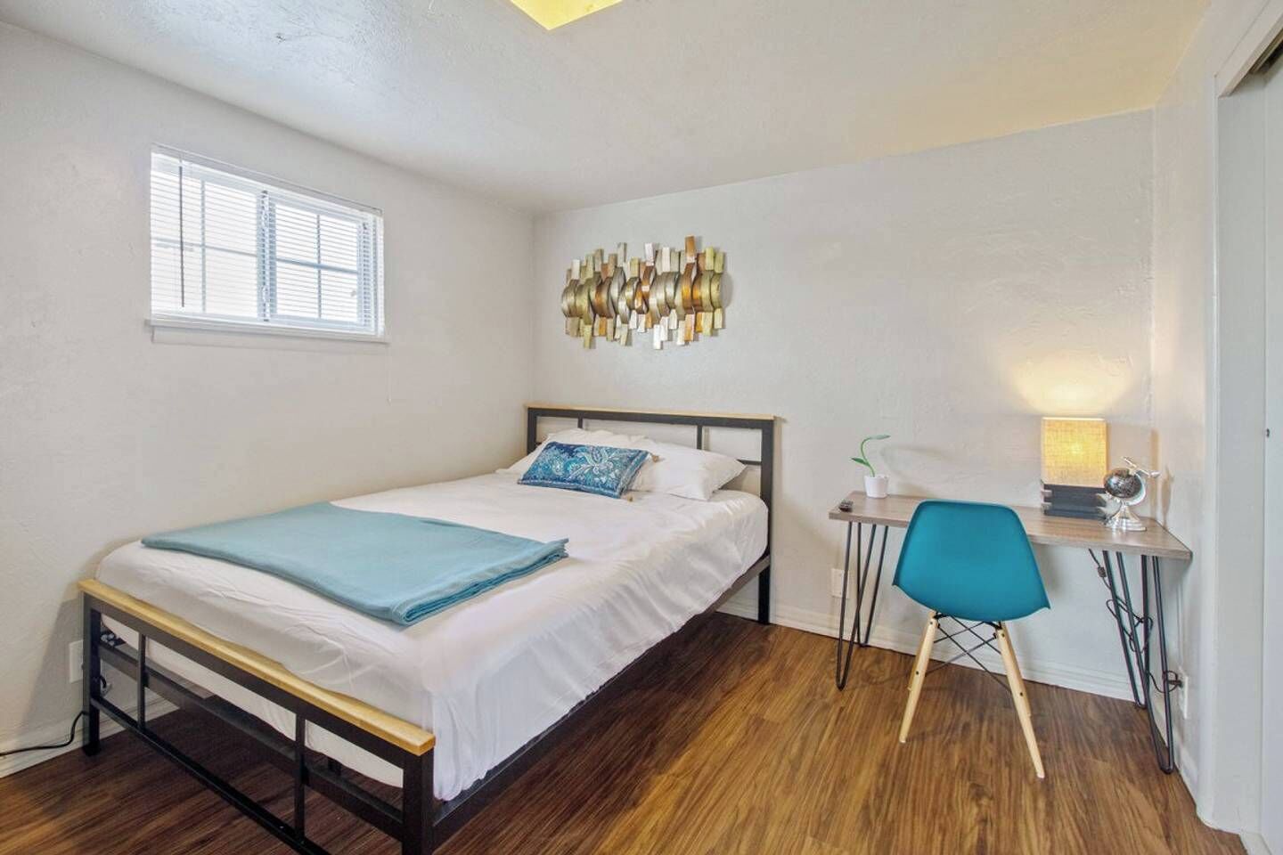 1 bedroom, iron/ironing board, travel crib, WiFi