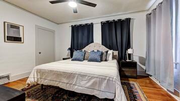 2 bedrooms, iron/ironing board, travel cot, WiFi