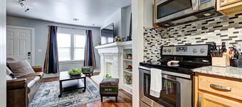 Putnam Pad I -near Asian District- just off I-44