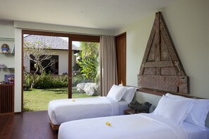 4 bedrooms, in-room safe, WiFi, bed sheets - Paradise property (Seminyak)