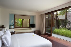 4 bedrooms, in-room safe, WiFi, bed sheets - Paradise property (Seminyak)
