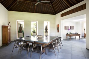 Dining - Paradise property (Seminyak)