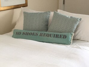 1 chambre, fer et planche à repasser, accès au Wi-Fi (inclus)