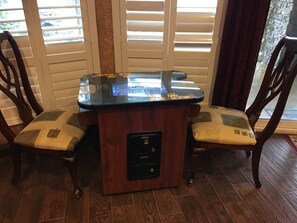 Interior - Almost Eden wine country private suite and entrance (Shingle Springs)