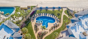 Äskettäin uusittu Surf Condo rannalla 2 suuren surffaustapauksen edessä