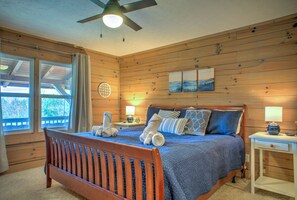 3 Schlafzimmer, Schreibtisch, Bügeleisen/Bügelbrett, kostenloses WLAN