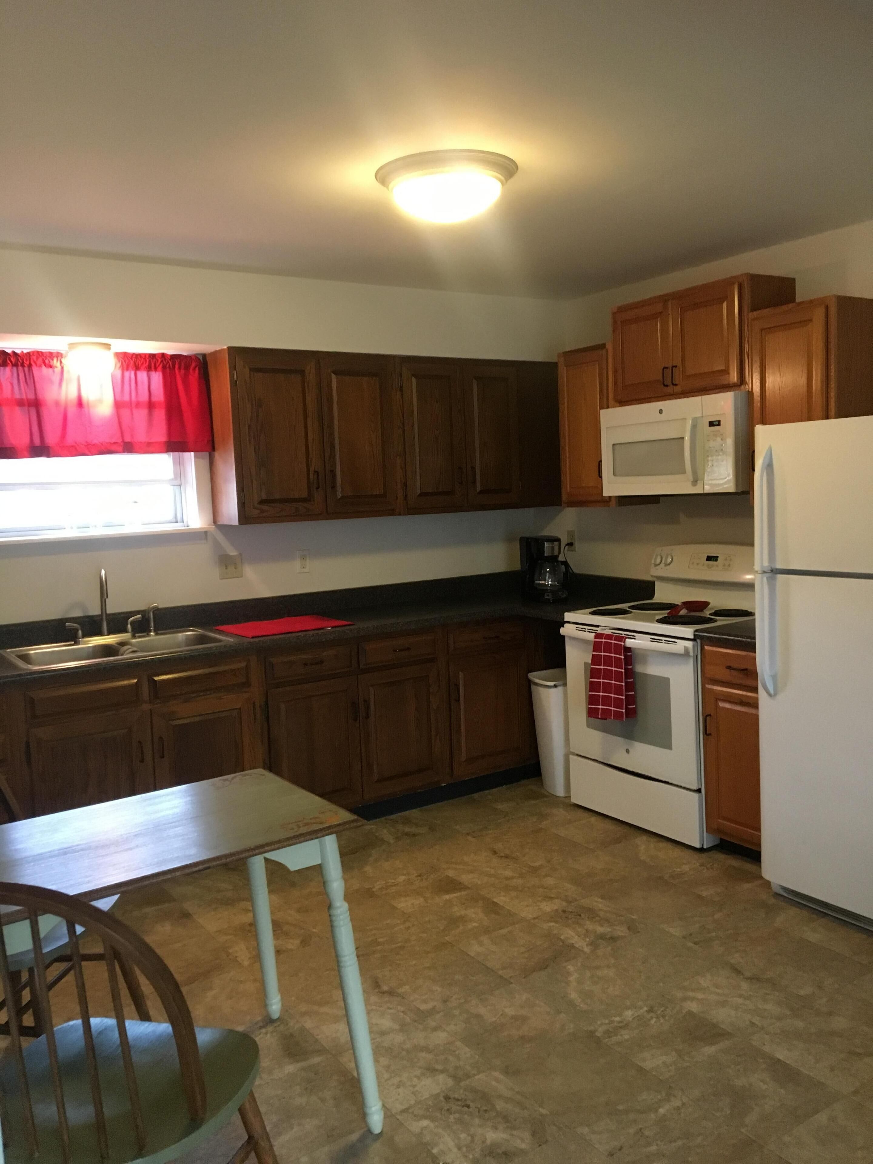 Adorable fully furnished apartment