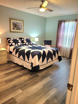 2 bedrooms, desk, iron/ironing board, free WiFi