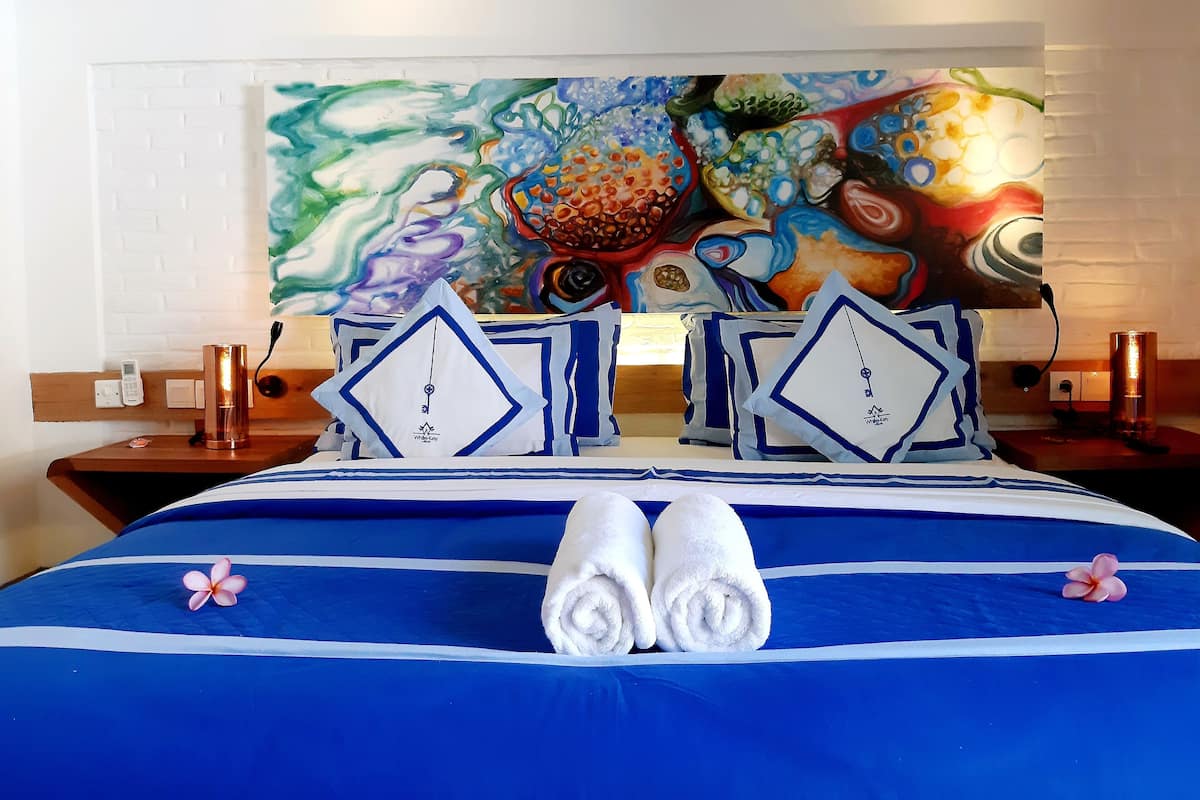 Royal One-Bedroom Villa with Lagoon Private Pool | 1 bedroom, minibar, in-room safe, desk