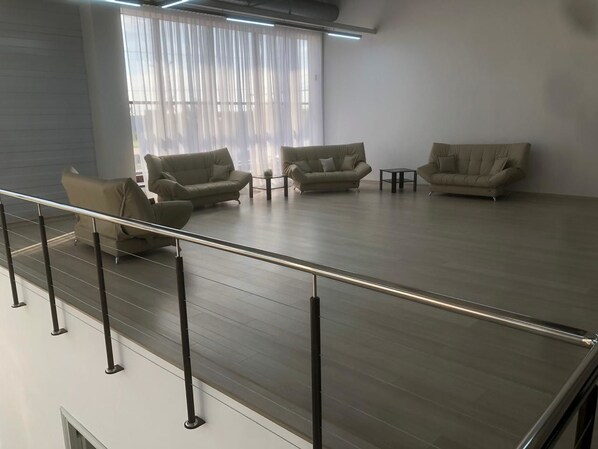 Sala de estar en el lobby