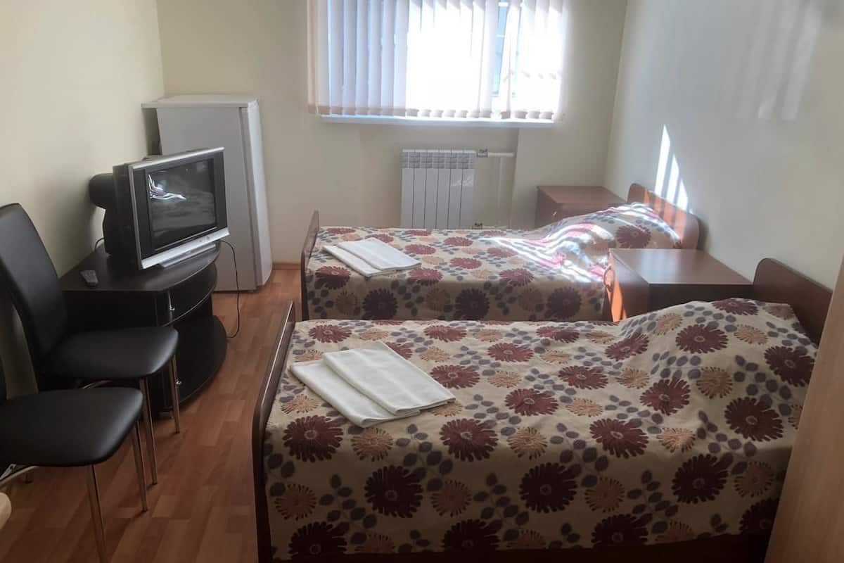 Business Double Room | Blackout drapes, free WiFi, bed sheets