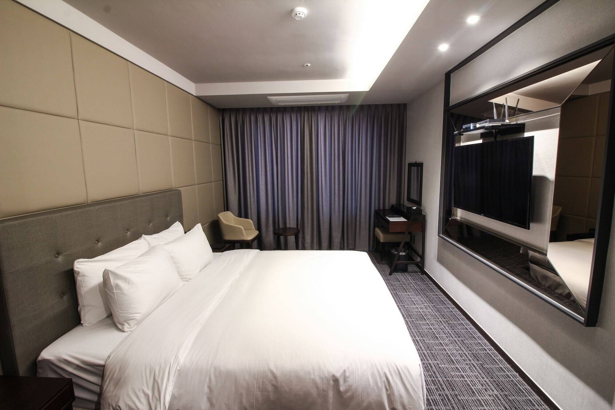 in-room safe, blackout curtains, free cots/infant beds, free wifi