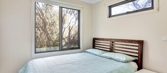 The Heyfield Hideaway: Tennis & Spa