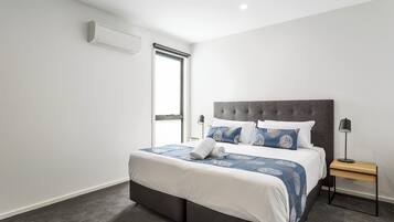 2 soveværelser, strygejern/strygebræt, sengetøj