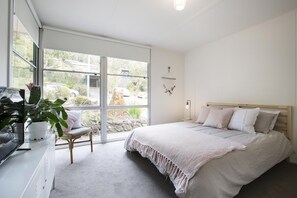 3 sovrum, strykjärn/strykbräda, internet och sängkläder