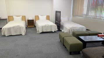 Family Room | WiFi (free)