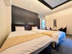 Deluxe Twin Room, 2 Single Beds, Non Smoking - Kanazawa Station Hotel (Kanazawa)