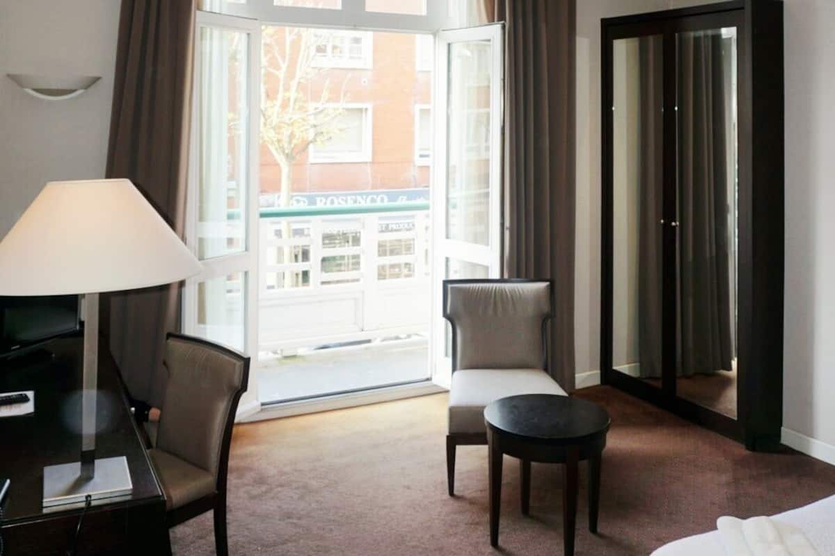 Double Room (Mimosa)