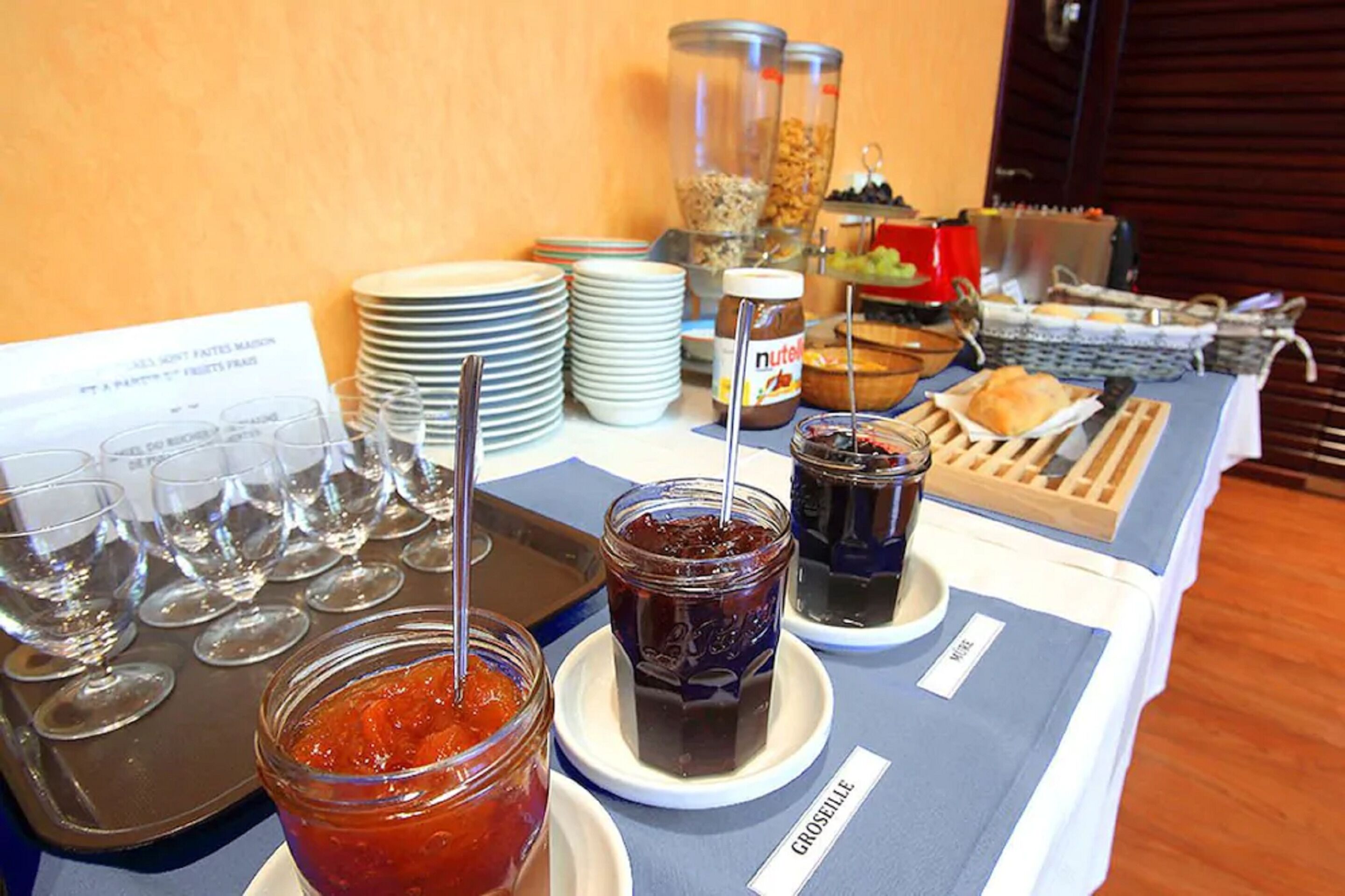 daily buffet breakfast (eur 10.50 per person)