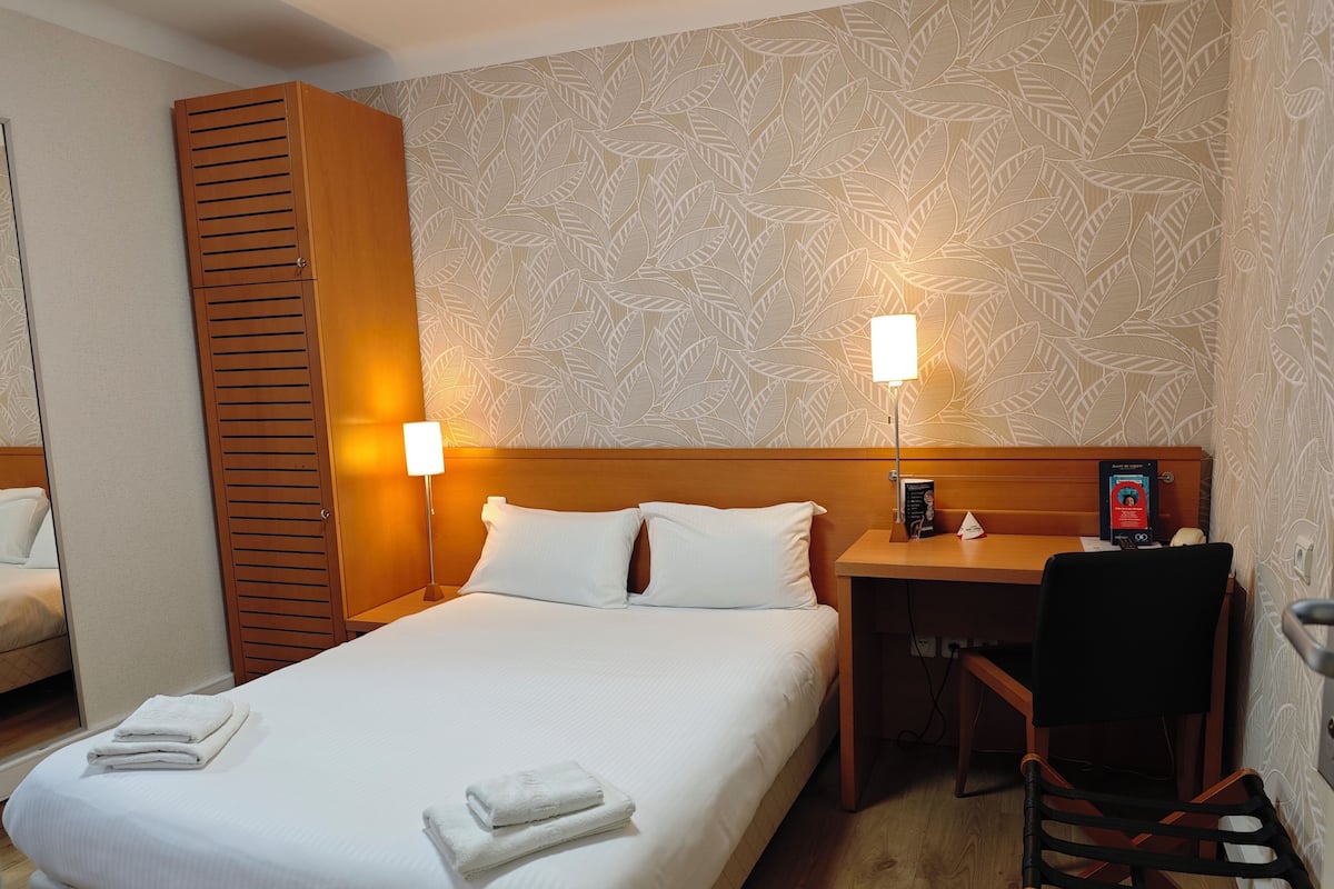Double Room (Faidherbe)