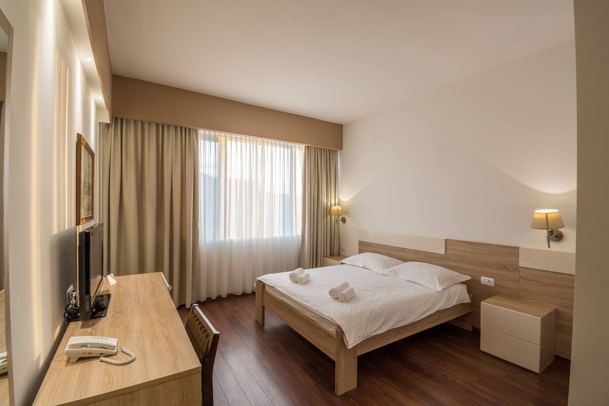 Habitación doble | Sábanas de algodón egipcio y ropa de cama de alta calidad