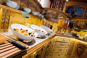 Daily buffet breakfast (EUR 13 per person)