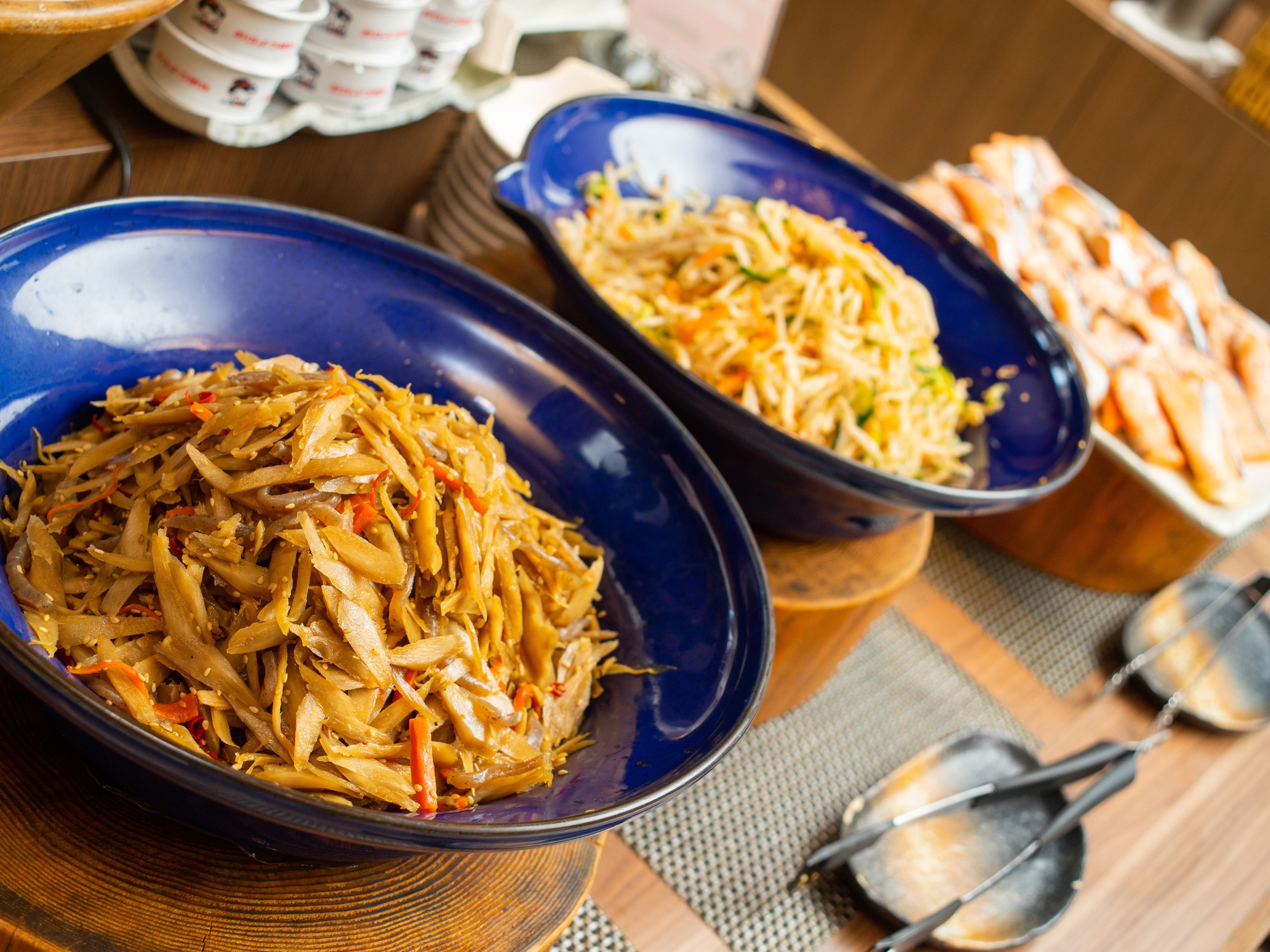 daily to-go breakfast (jpy 600 per person)