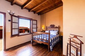 4 Schlafzimmer, Bügeleisen/Bügelbrett, kostenloses WLAN, Bettwäsche