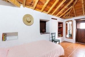 4 Schlafzimmer, Bügeleisen/Bügelbrett, kostenloses WLAN, Bettwäsche