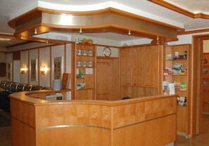 Check-in/check-out kiosk - Hotel Hubertushof (Lingen)