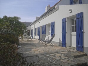 Exterior - Spacious family villa with garden in Sauzon, 5 min from the port (Sauzon)