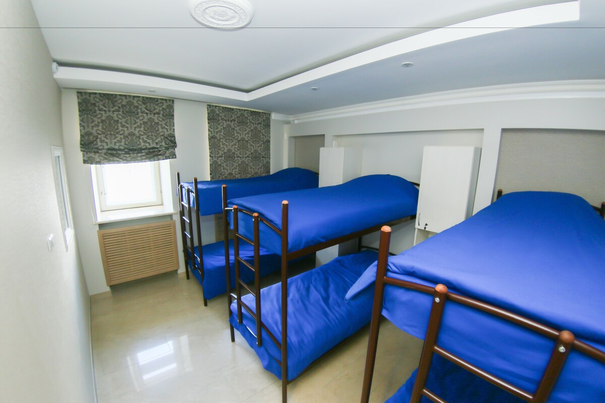 One Bed in 6-Bed Female Dormitory | In-room safe, blackout drapes, soundproofing, WiFi (free)
