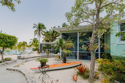 Rum Haven by Cayman Villas