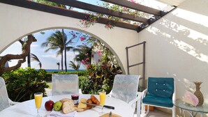 Unclassified image, 2 of 38, button - Villas Pappagallo by Cayman Villas (West Bay)