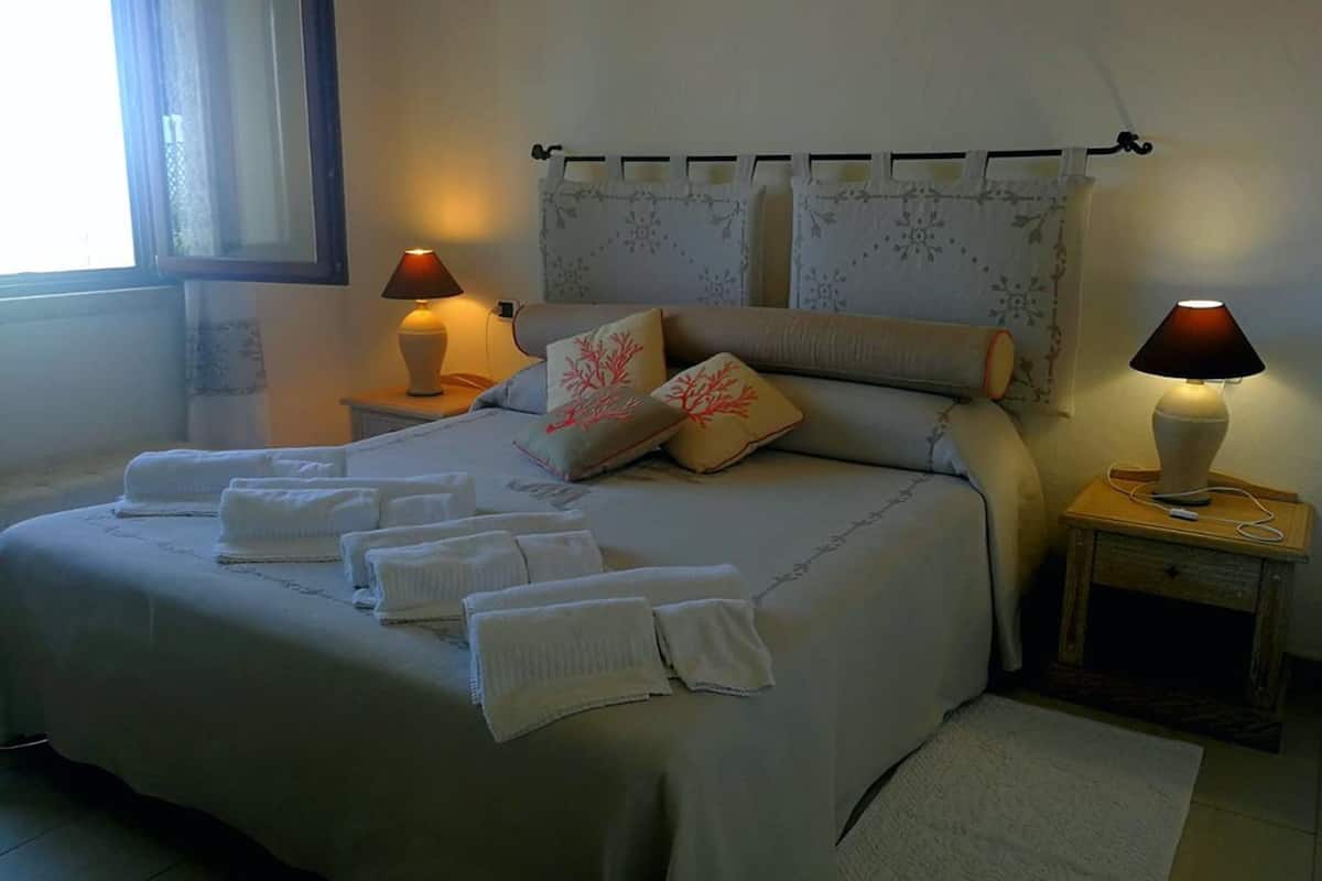 1 chambre, coffres-forts dans les chambres, ameublement personnalisé