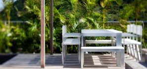 Outdoor dining - Villa Eternity (St. Barthelemy)