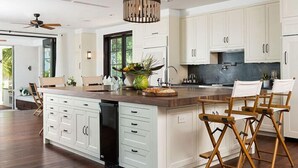 Private kitchen - Villa Saving Grace (Providenciales)