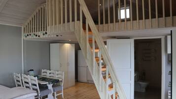 キャビン (6 beds, private bathroom) | アイロン / アイロン台、WiFi (無料)