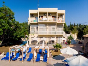 การตกแต่งภายนอก